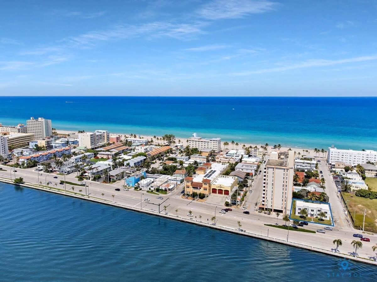 Free Parking, Bay View, Pool, Step To Beach Hollywood Exterior photo