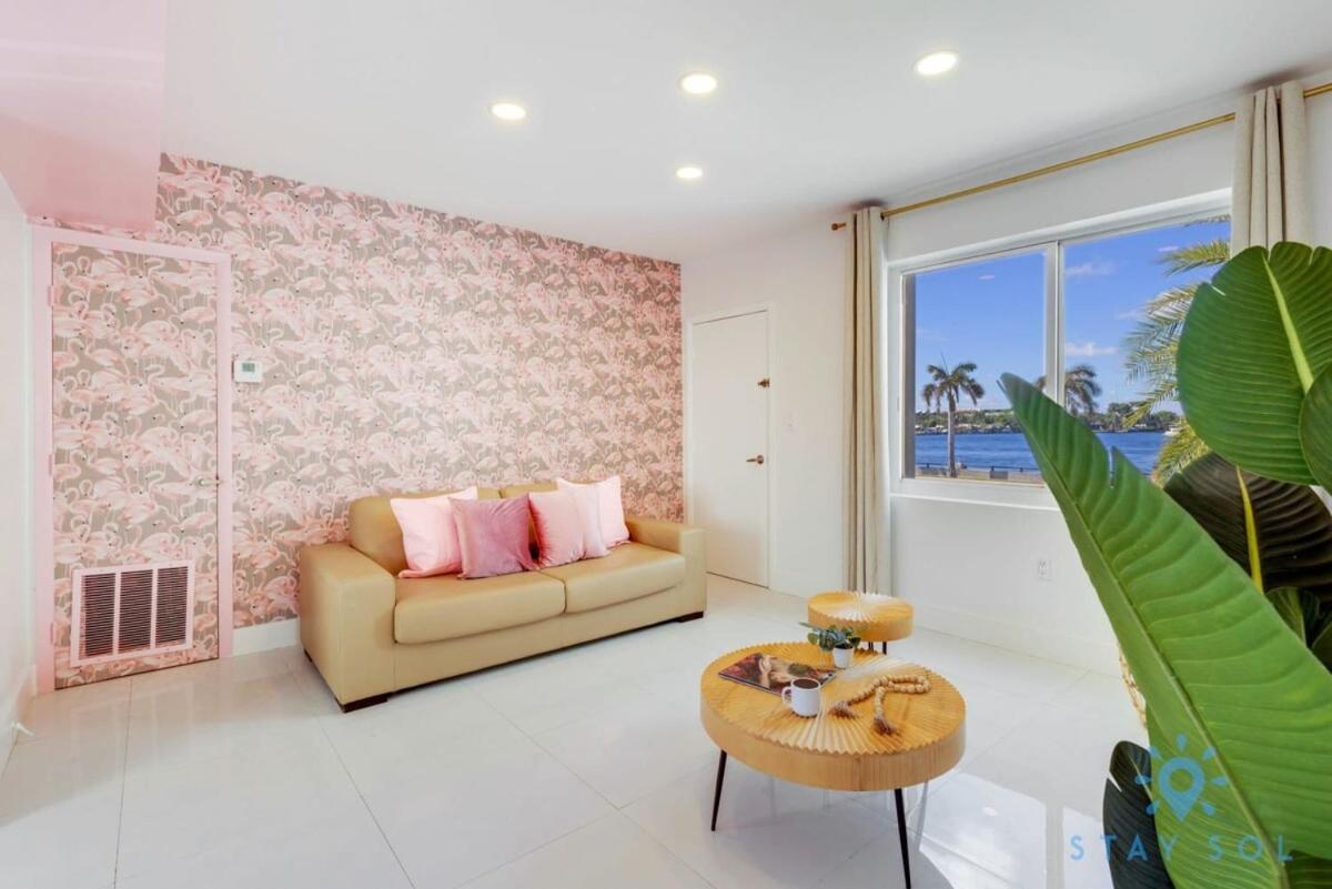 Free Parking, Bay View, Pool, Step To Beach Hollywood Exterior photo